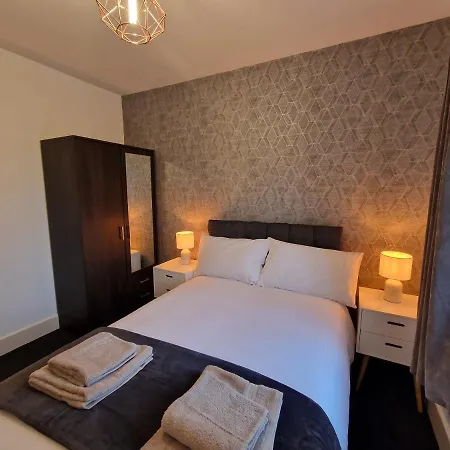 Entire Central 2 Bedroom