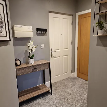 아파트 Entire Central 2 Bedroom